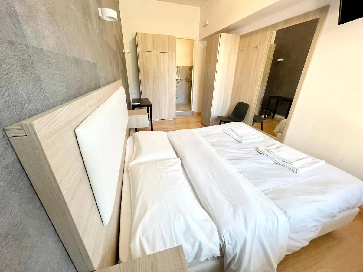 Luciano Laterani Guest House Rome Italy