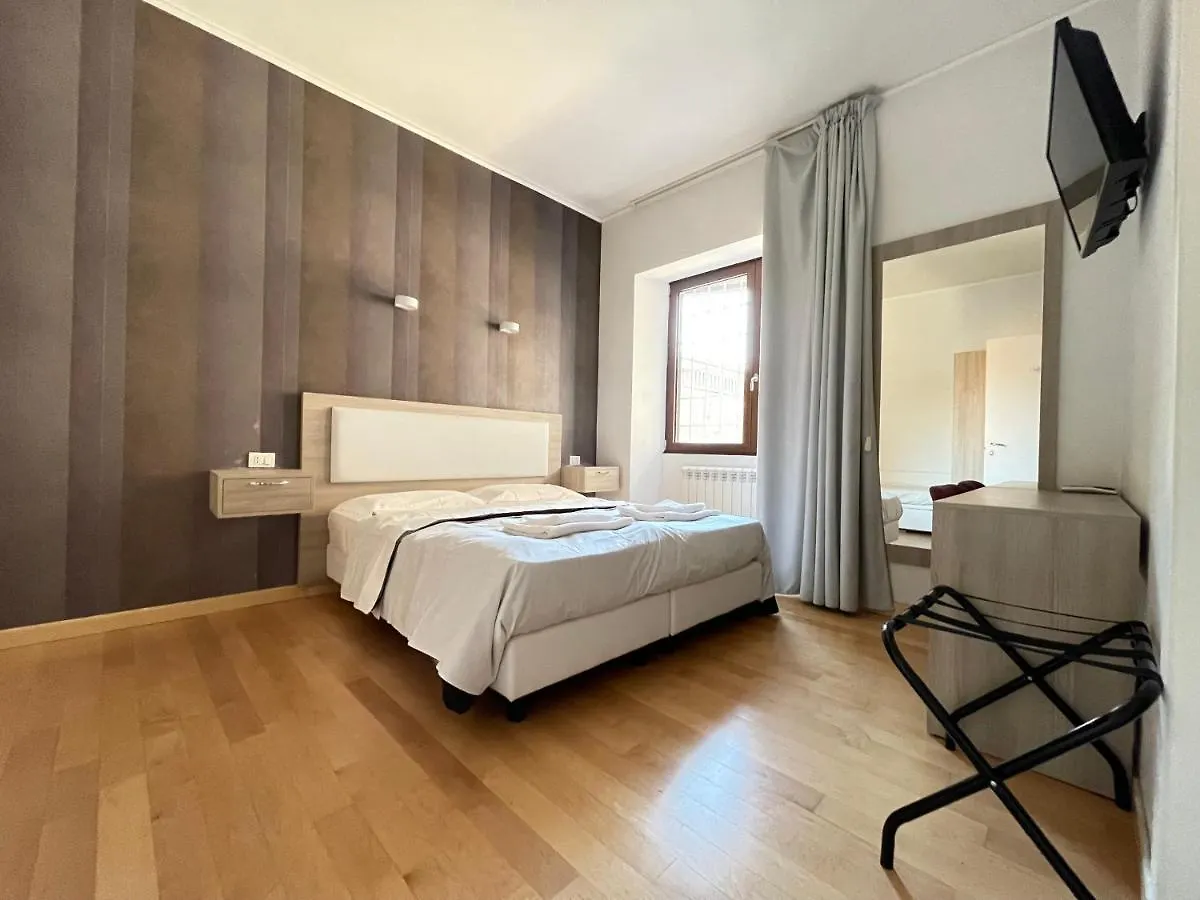 Luciano Laterani Guest House Rome Italy