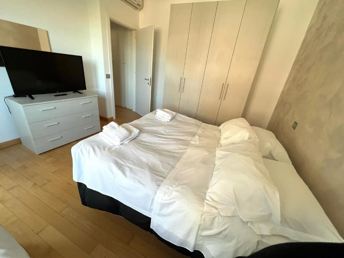Luciano Laterani Guest House Rome