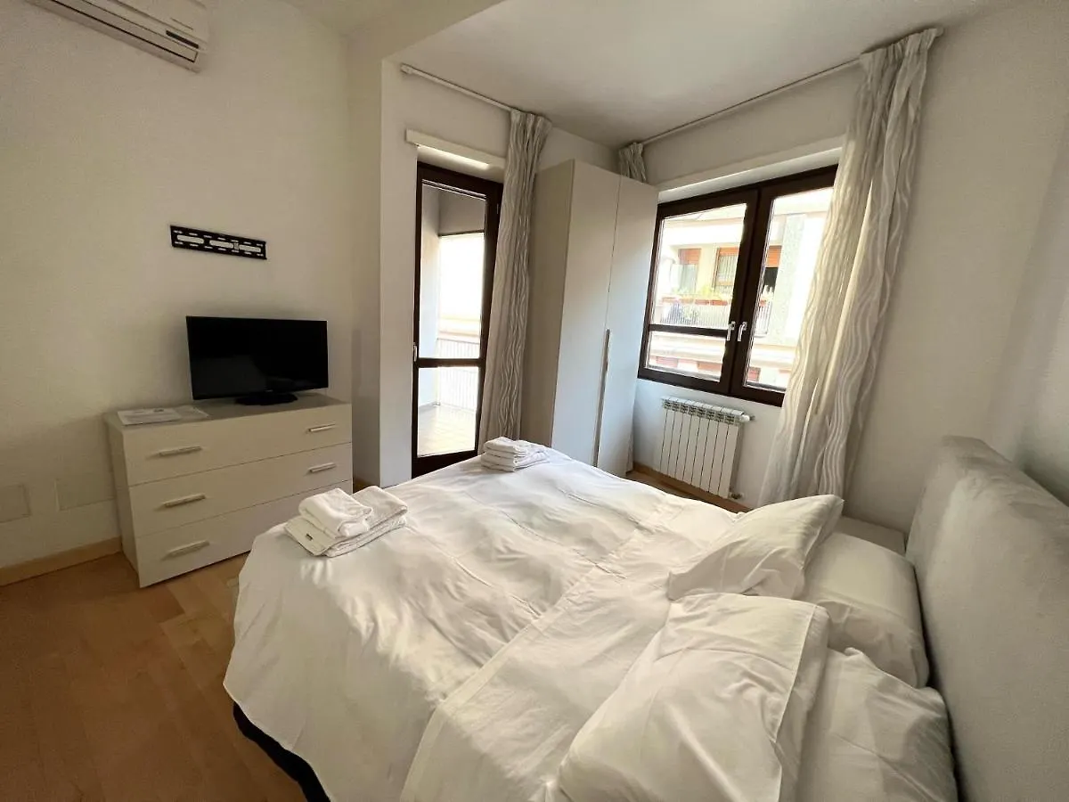 Luciano Laterani Guest House Rome Italy