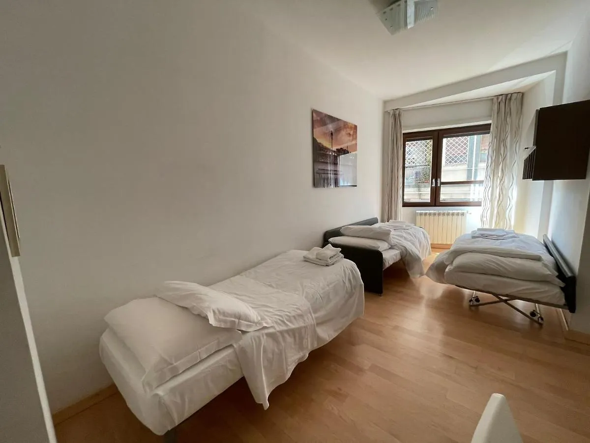 Luciano Laterani Guest House Rome
