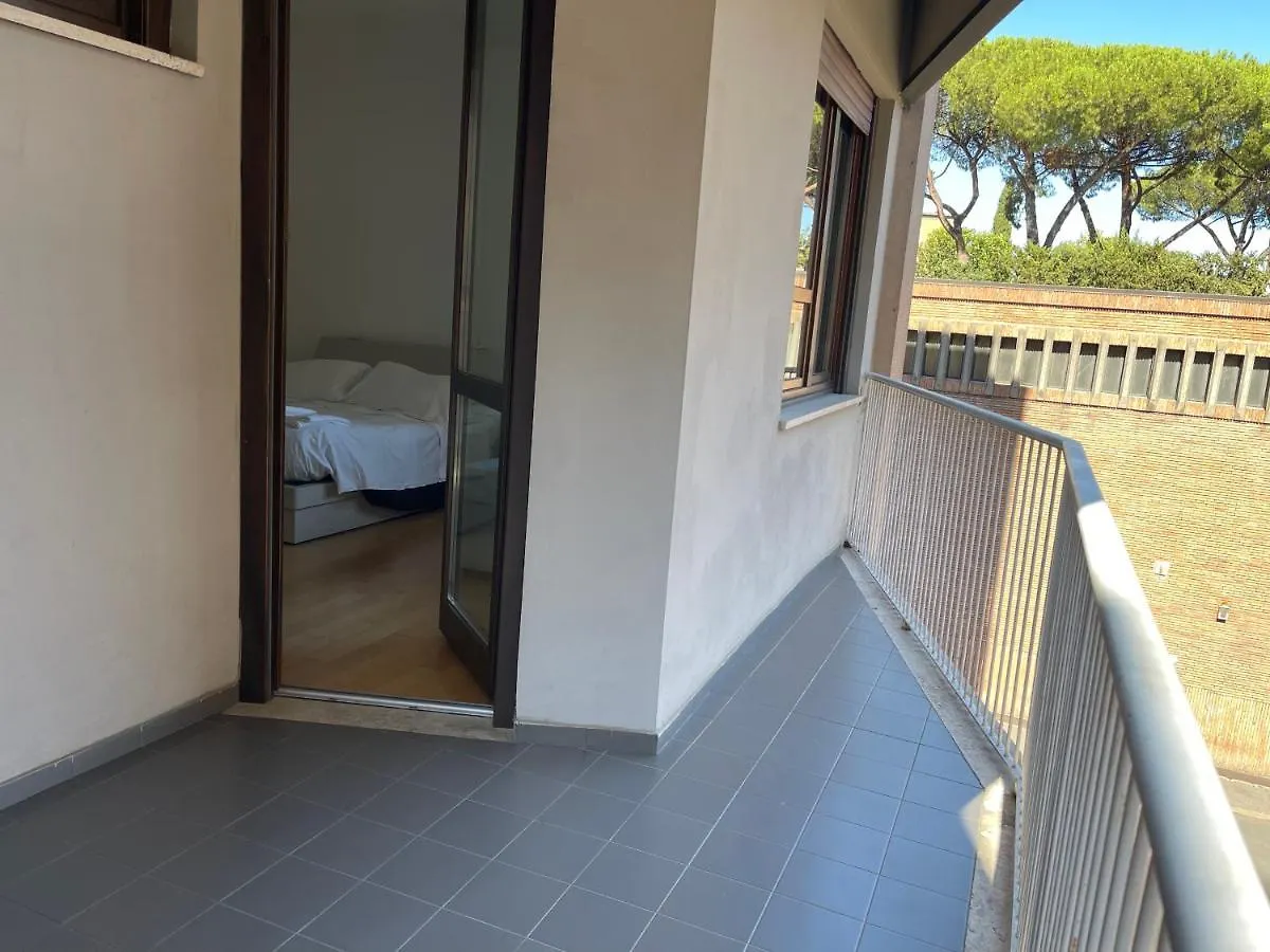 Luciano Laterani Guest House Rome