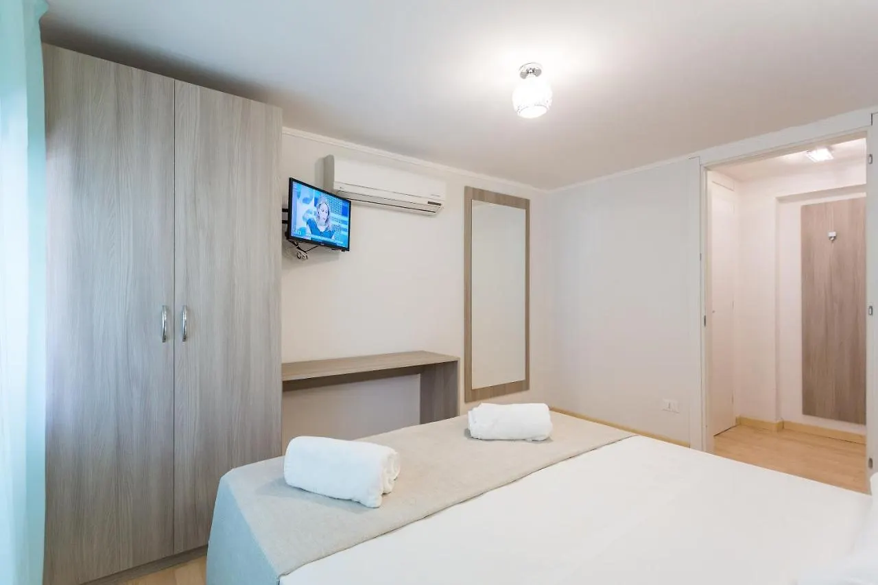 Luciano Laterani Guest House Rome